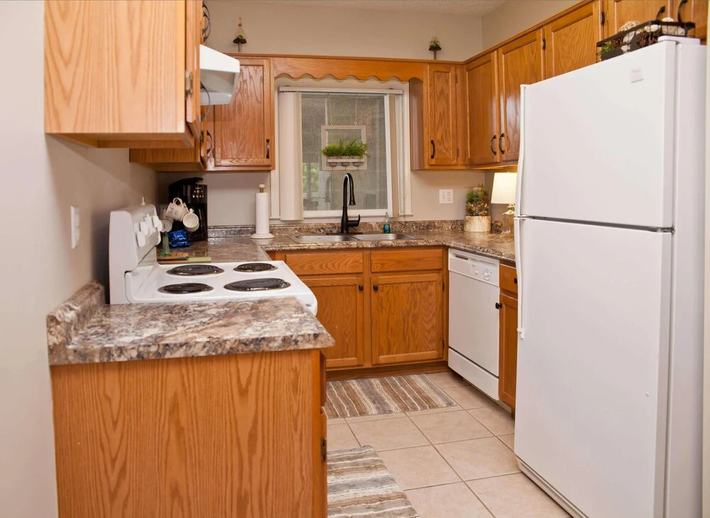 Whispering Pines 422