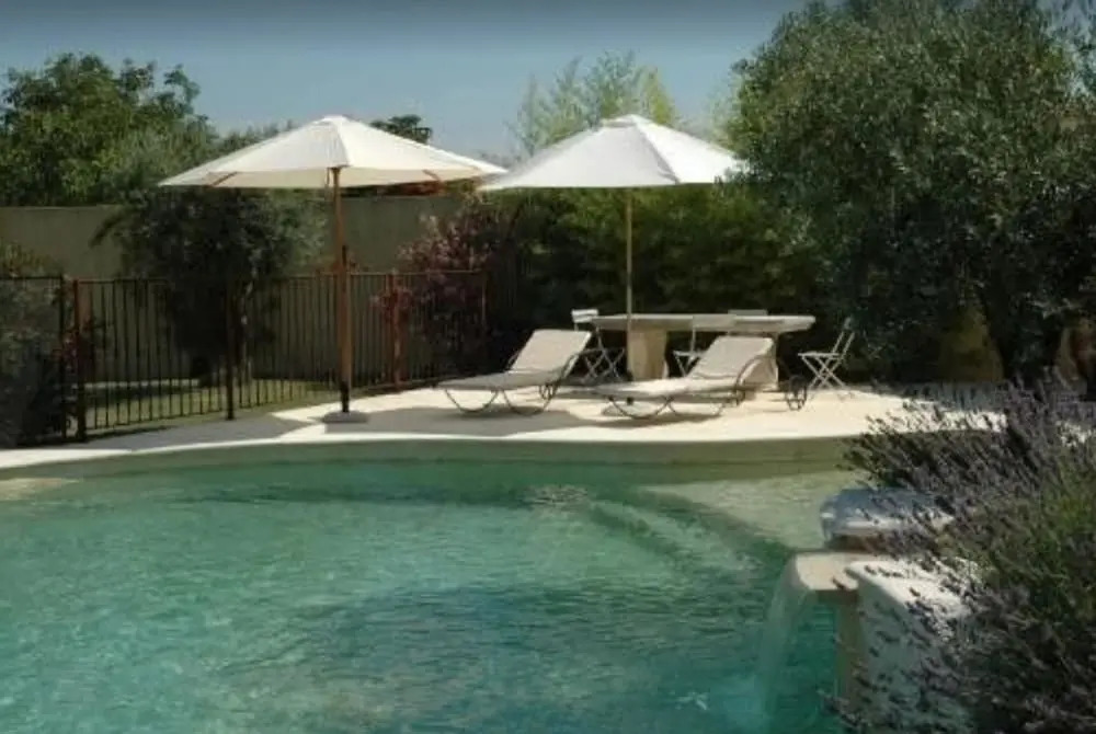 House With one Bedroom in Velleron, With Pool Access, Enclosed Garden and Wifi