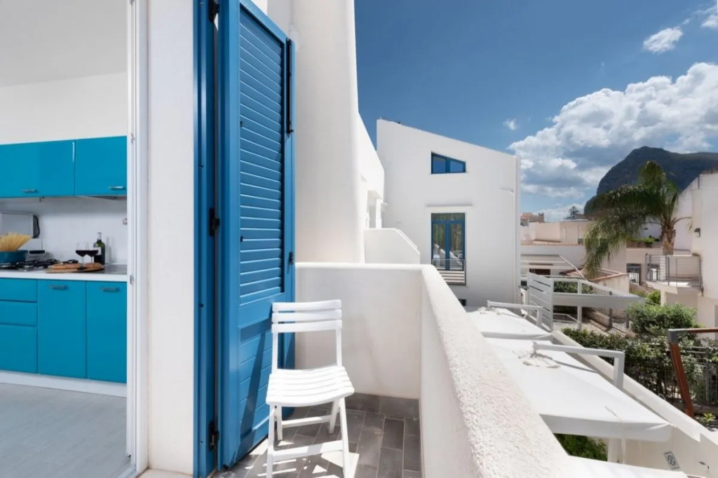 Isule Apartment & Terrace
