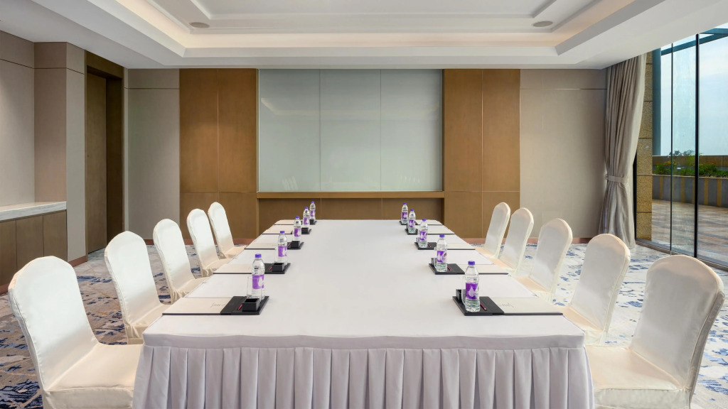 Crowne Plaza Beihai Silver Beach by IHG