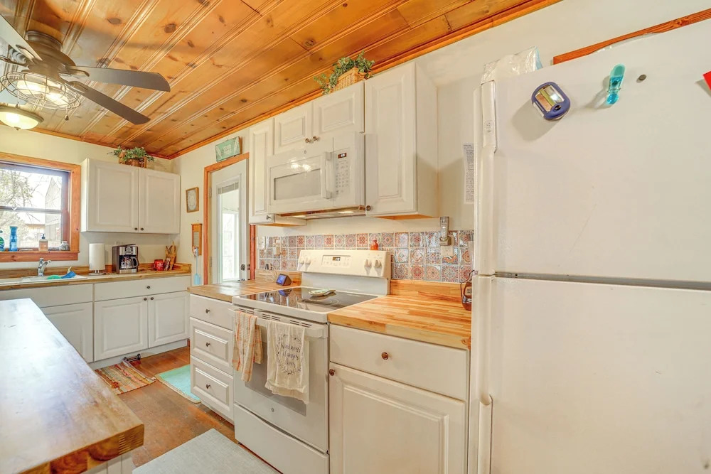 Payson Pines & Porch Vibes: Cool High Country Base