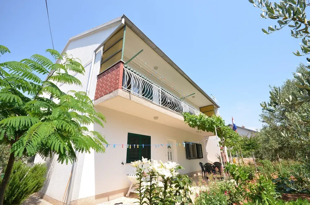 Villa Ana