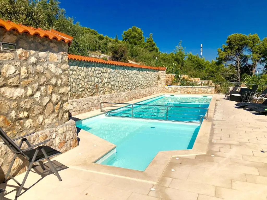 Villa Dinastija