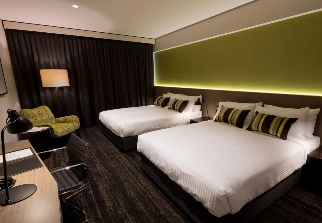 The Glen Hotel and Suites