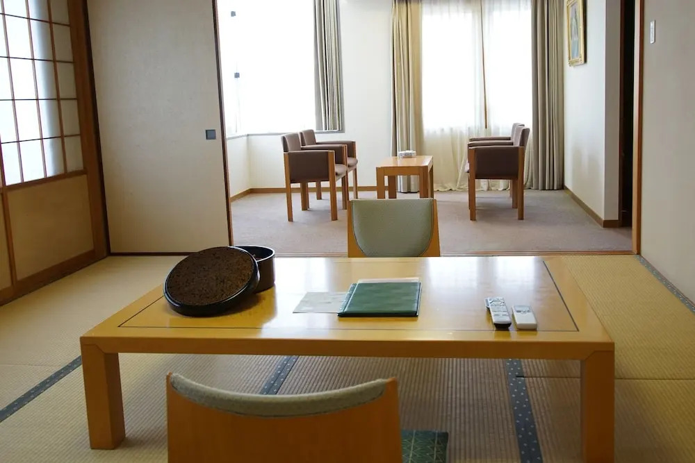 Kinosaki Onsen Ryori Ryokan Suizanso