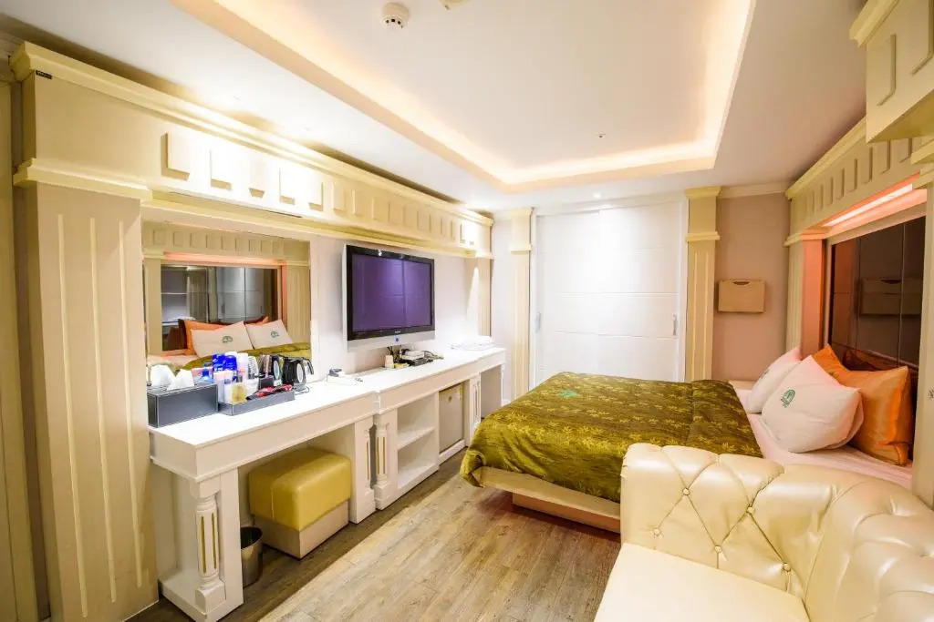 Gangneung Donga Hotel