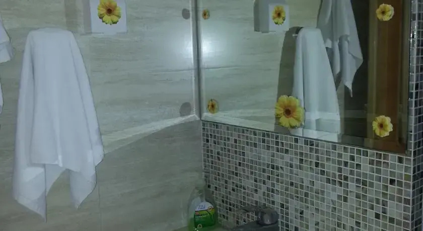Shenzhen King Phoenix Hotel Apartment