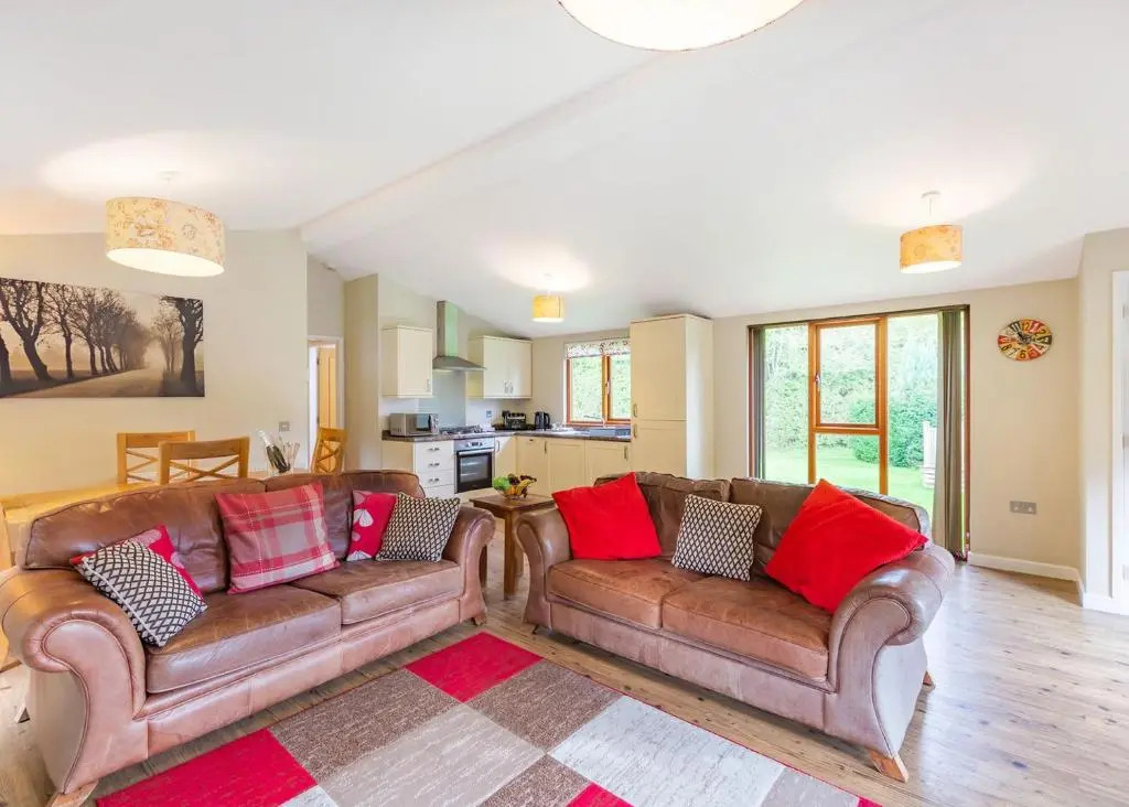 Meadows End Lodges