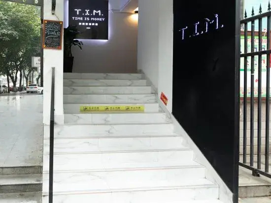 Tim Time Storage Hostel
