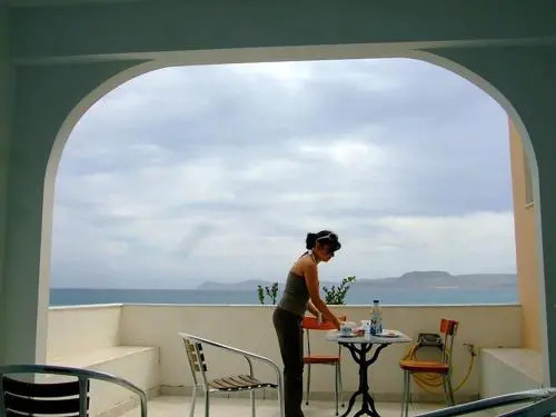 Minos Apartments & Studios