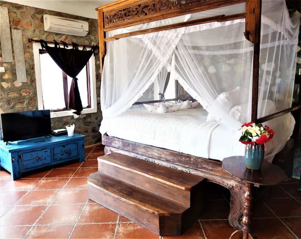 Breve Azurine Lagoon Resort