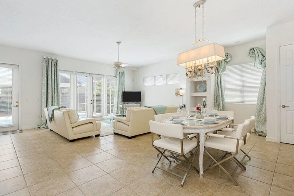 Rvh_295r Sparkling Oasis 4 Bedroom Home