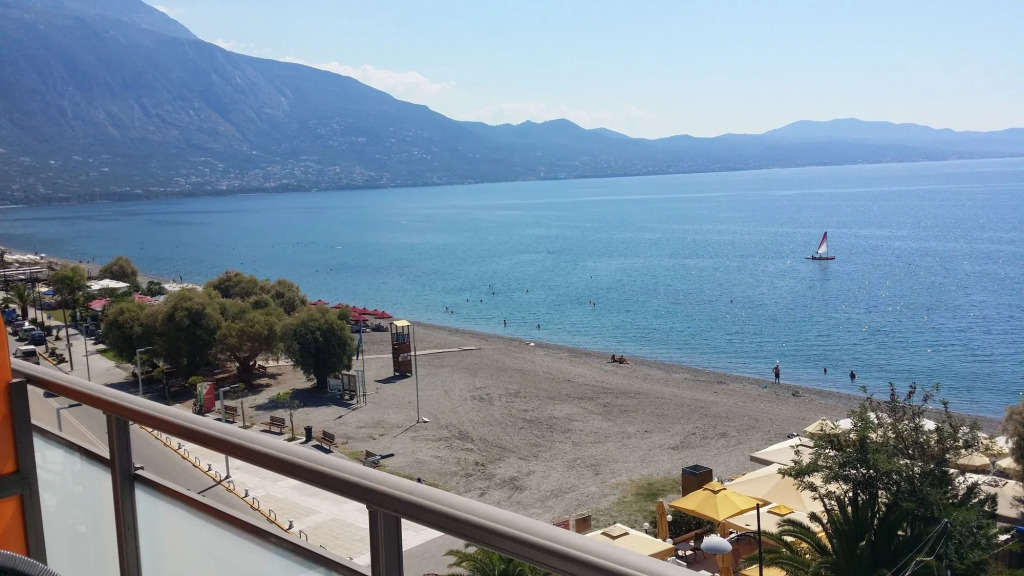Hotel Flisvos