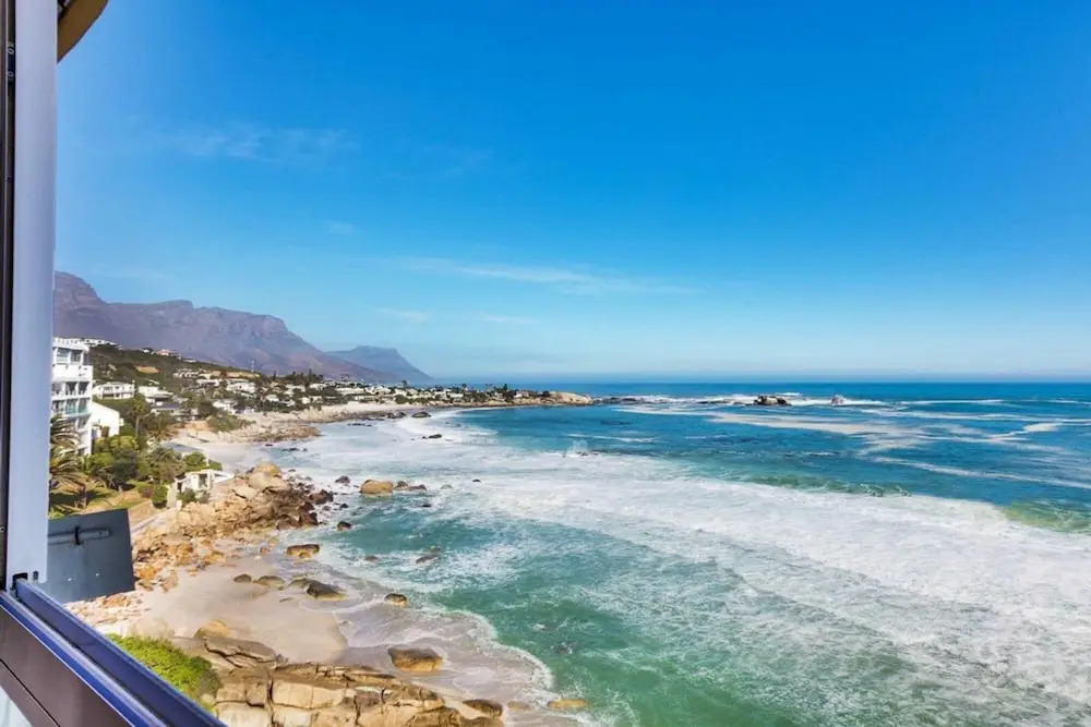 Clifton Apartment w Direct Beach Access Marella