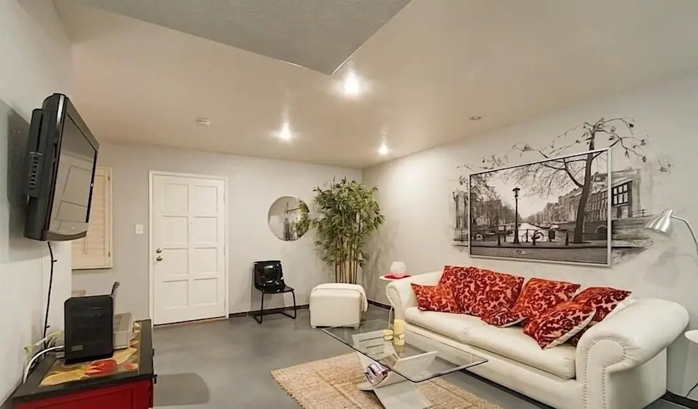 Amour By Signature Vacation Rentals