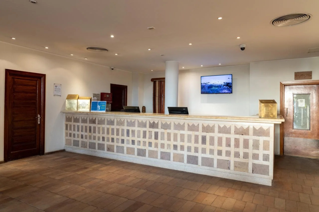 Fort Arabesque Beach Resort