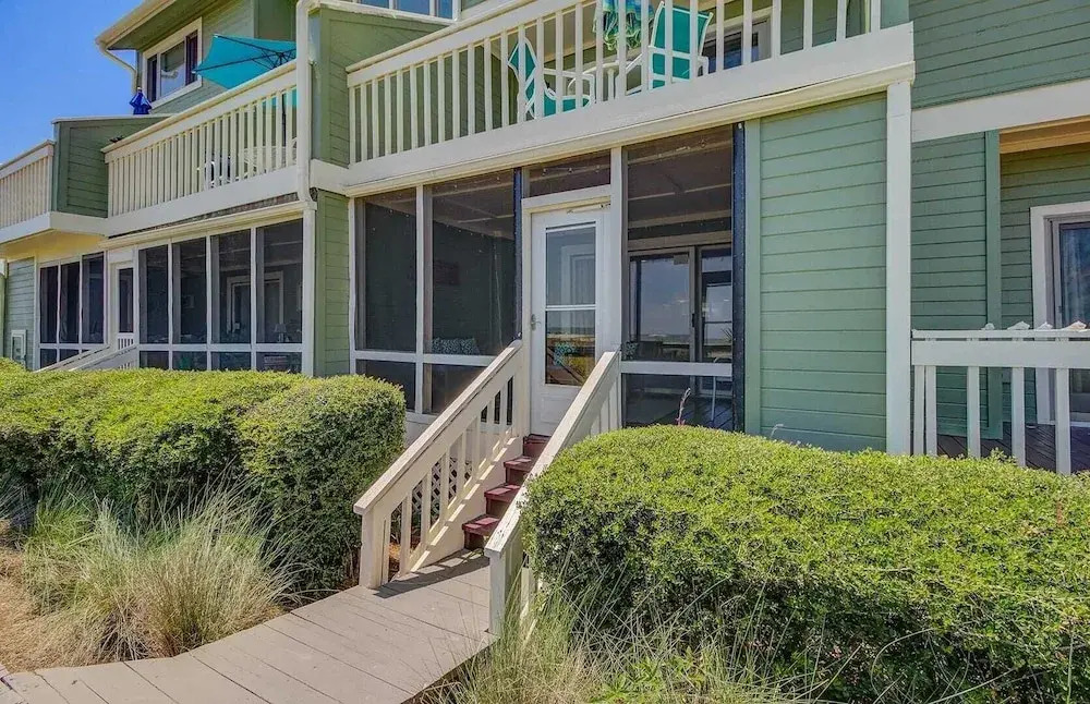 11B Mariners Walk by Avantstay Direct Beach Access! Views Communal Pool