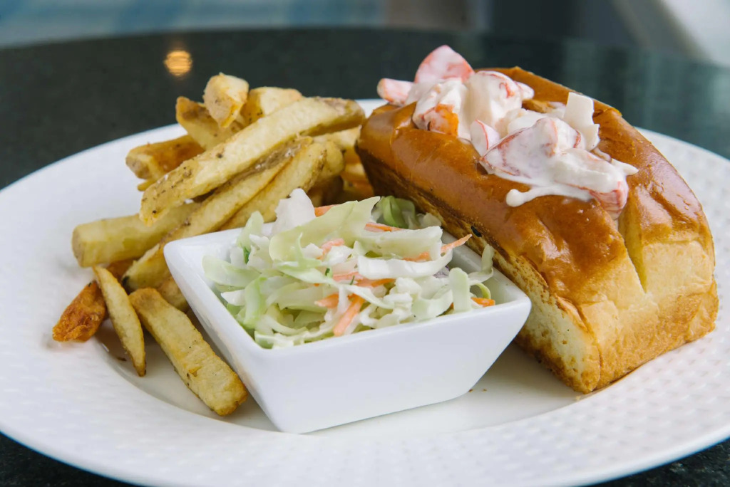 Breakwater Inn