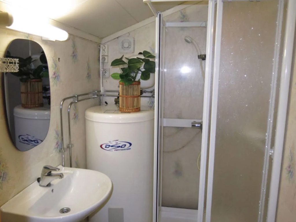 Holiday Home Midtholmen (SOW726)
