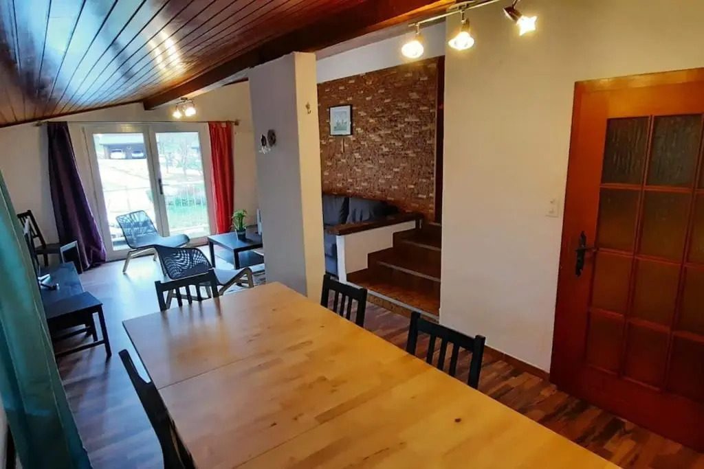 Grand appartement 6 personnes, surf, ski et randonnées