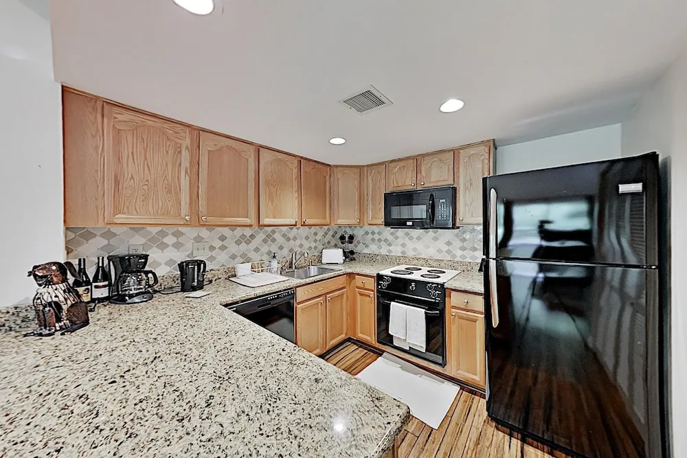 147westd 2 Bedroom Condo