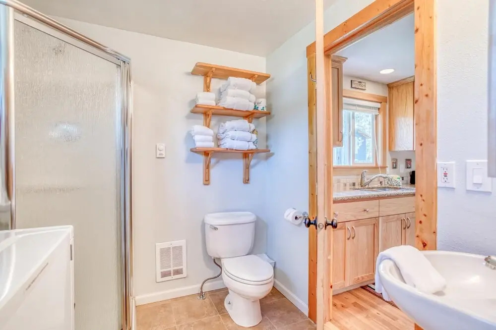 Snow Goose Cabin