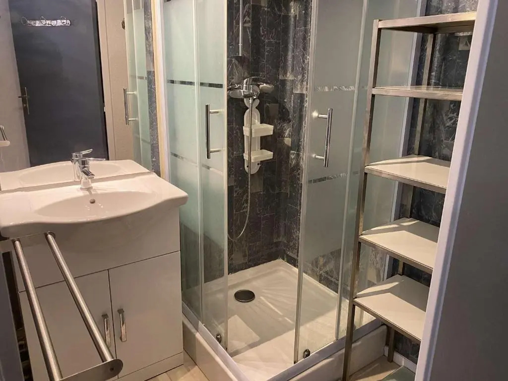 Appartement Le Grau-du-Roi, 2 pièces, 4 personnes - FR-1-250-233