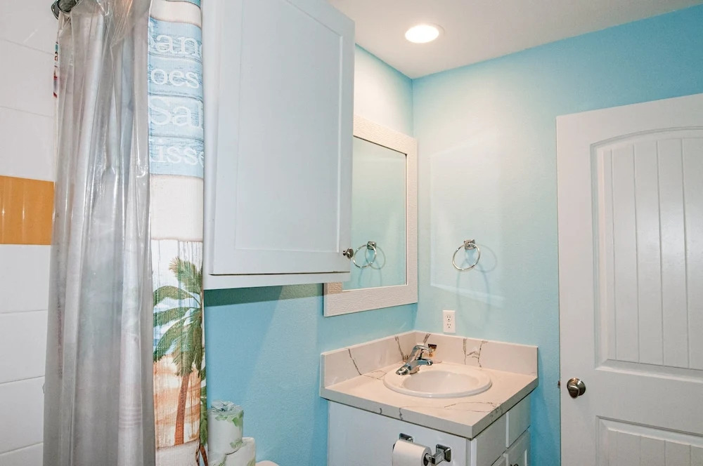 2120 S 11th Street Townhouse Unit 303 - 3 Br townhouse by RedAwning