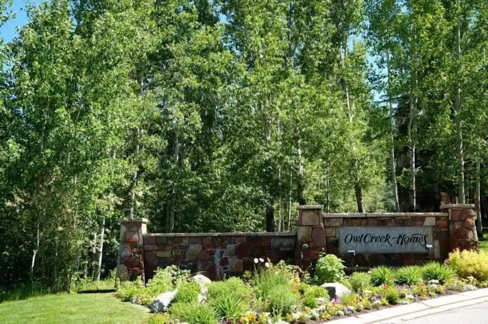 Snowmass 4 Bedroom Townhome With Ski-In, Ski-Out Access At Two Creeks