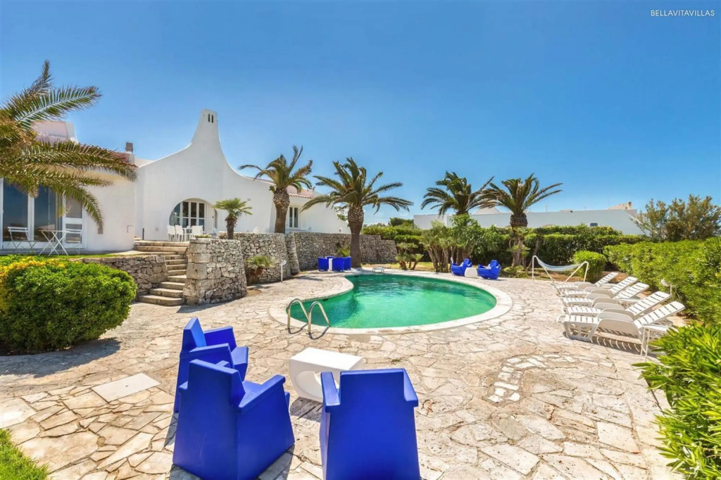 2374 Villa Costa Merlata by Perle di Puglia
