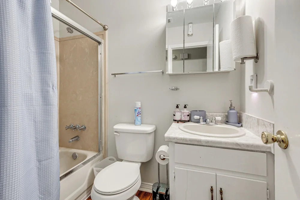 Charming Satsuma Home ~ 14 Mi to Mobile!