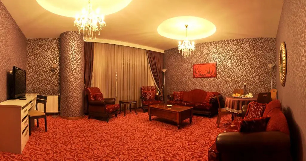 Demosan Hotel