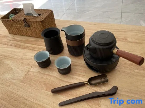 Zixuan Ge Homestay (Shanghai Fengjing Ancient Town Store)