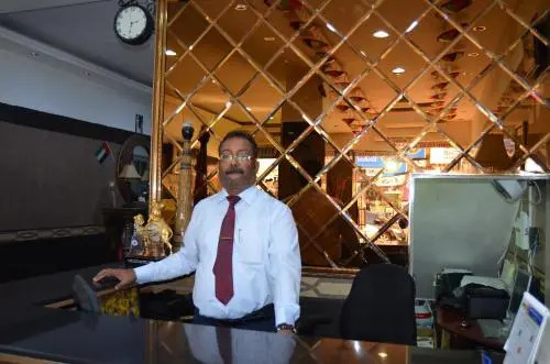 Al Ahrar Hotel