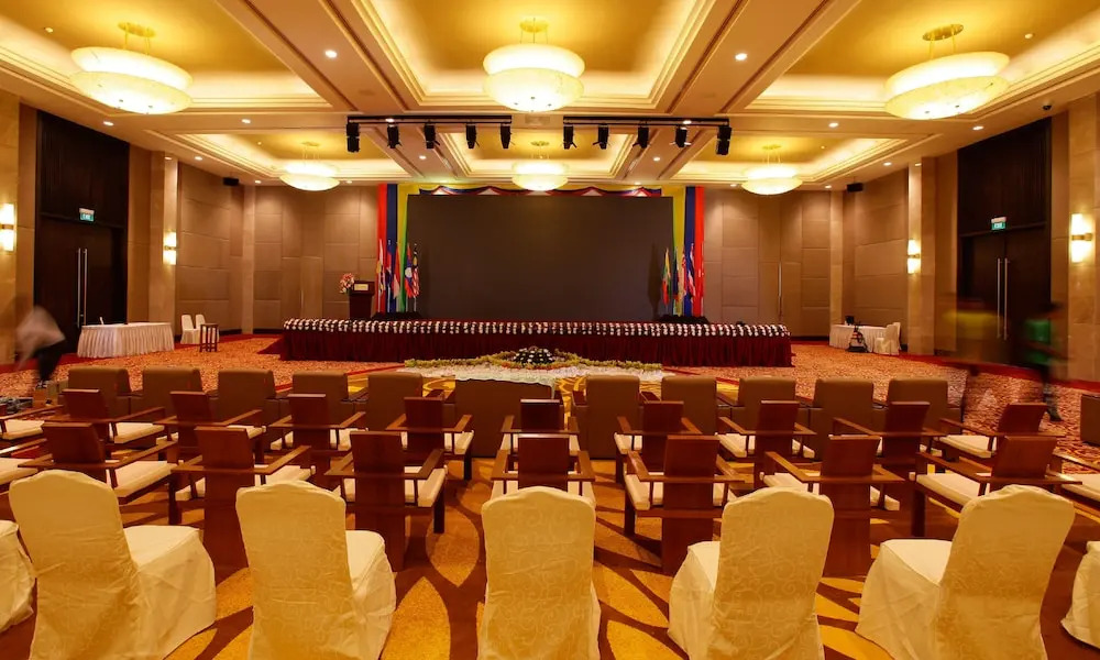 The Thingaha Nay Pyi Taw