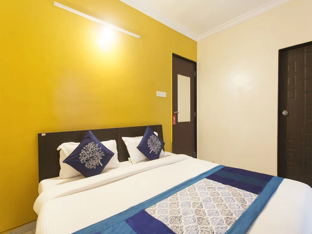 Oyo 10329 Hotel Truvic