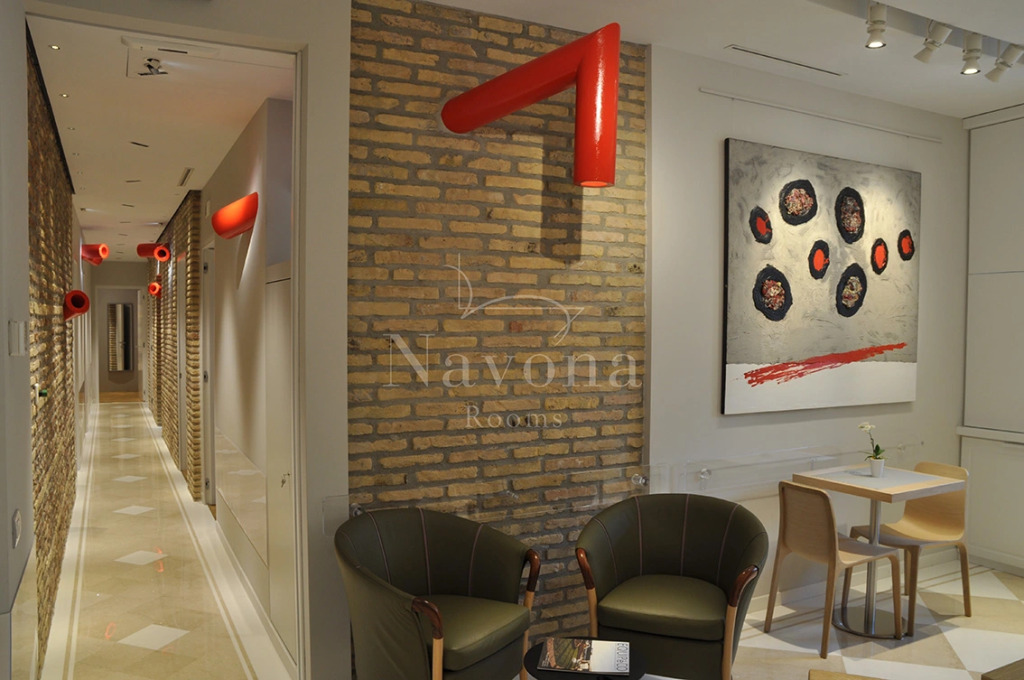 Daplace - White Rooms in Navona