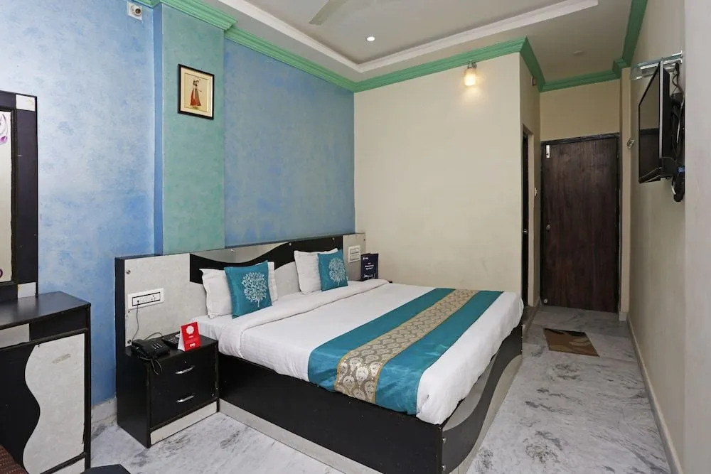 OYO 6541 Hotel Relax Inn