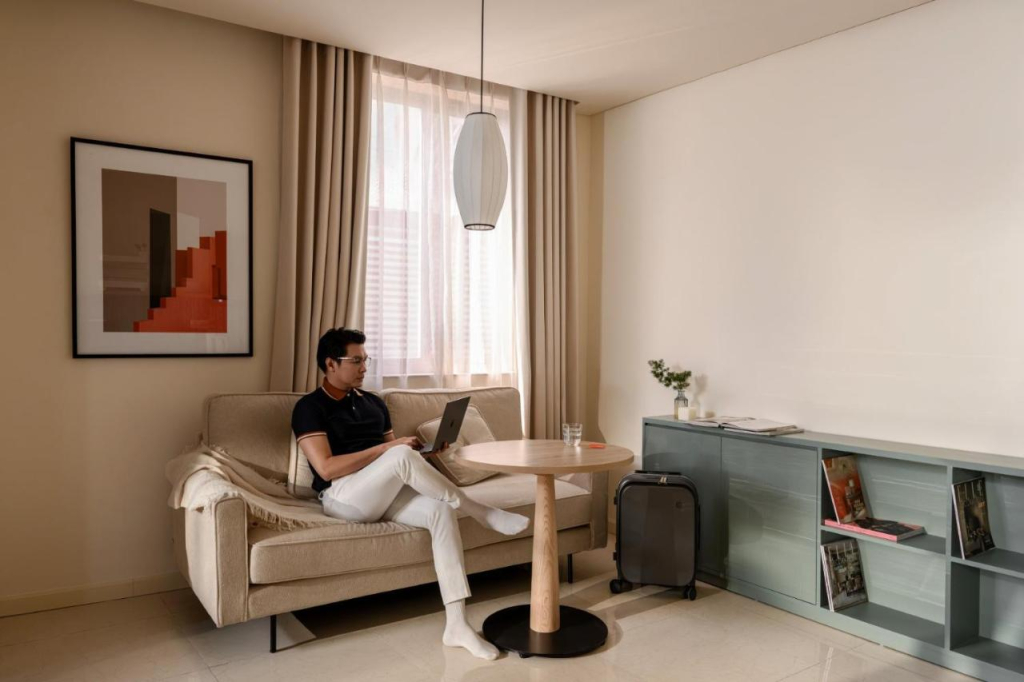 Golden Sands Service Apartment