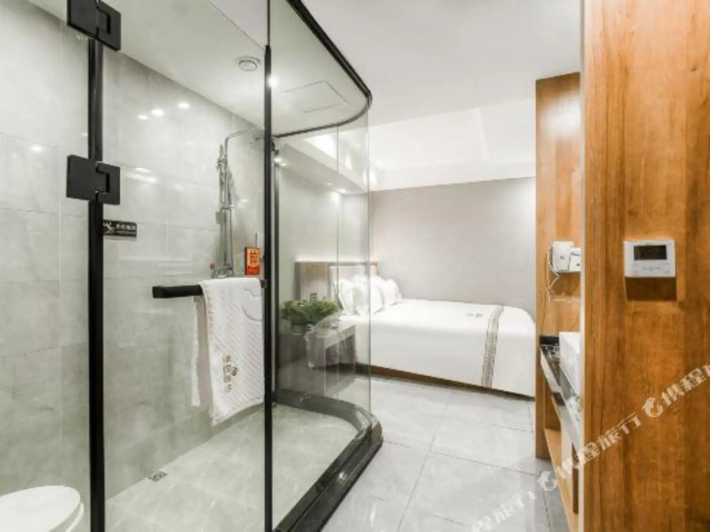 Wuhan E-House Boutique Hotel