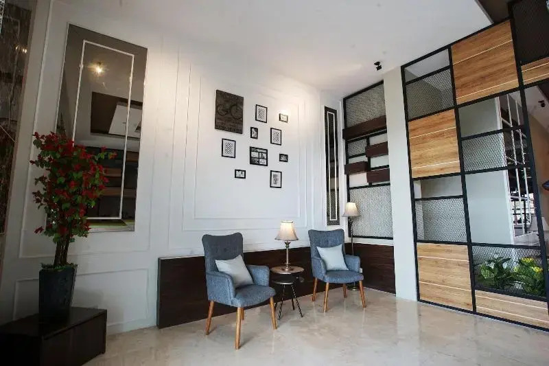 Triizz Hotel Semarang
