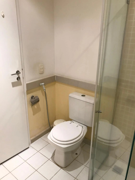 Residencial com serviços 45 metros decorado com sala, suíte, cozinha quadra da praia de copacabana