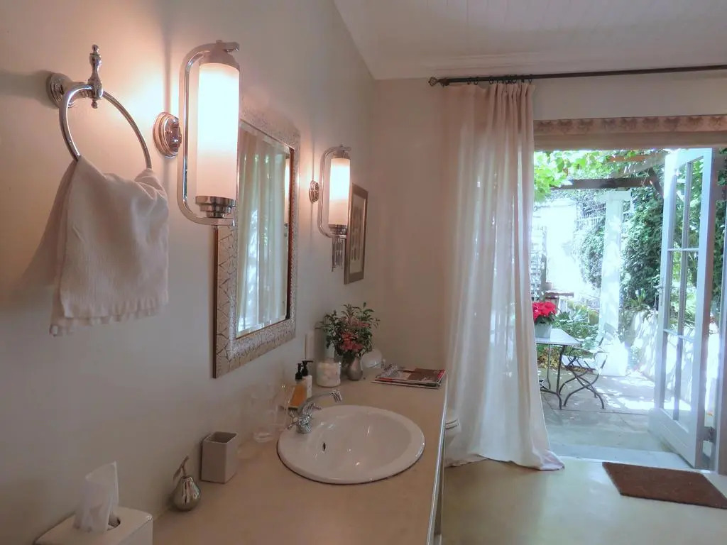 Au Pear Boutique Guesthouse
