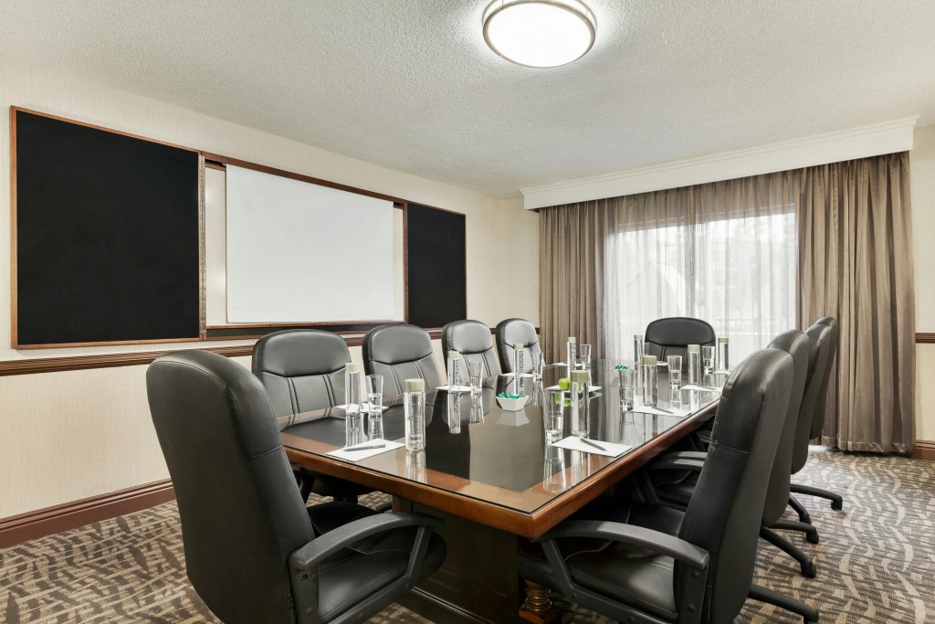 Embassy Suites by Hilton Santa Ana Orange County Airport