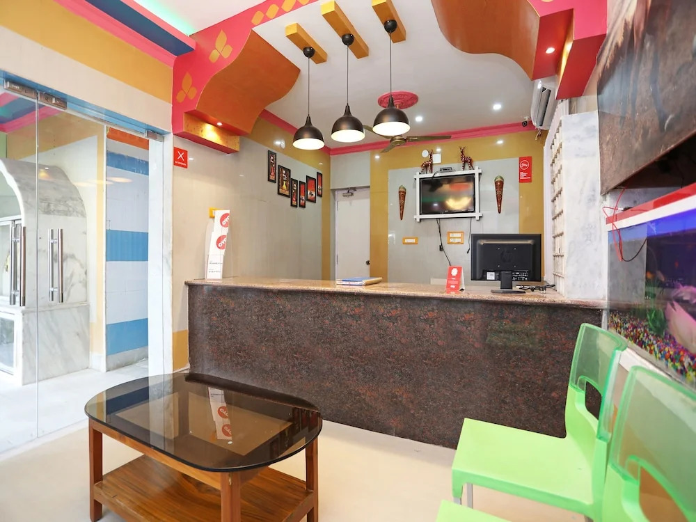 OYO 14868 Hotel Priyadarshini