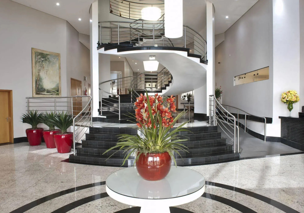 Nohotel Premium Americana
