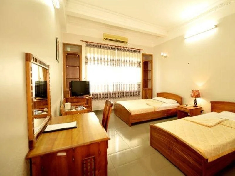 Nhà Hàng Khách Sạn Hòa Bình 2