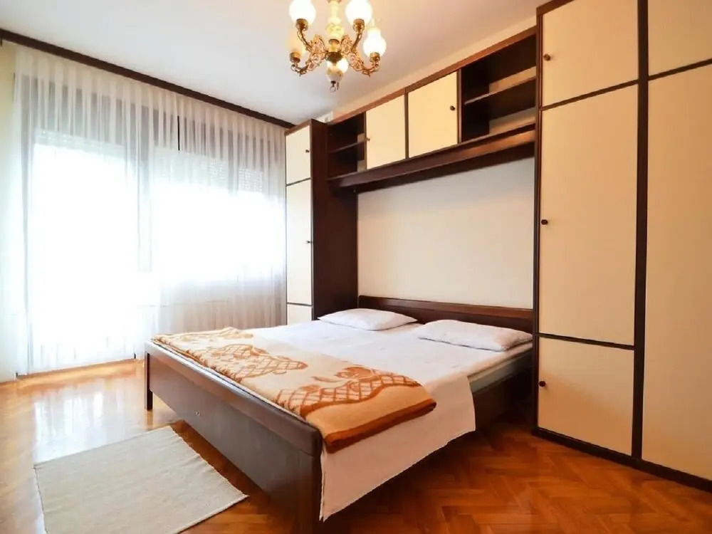 Ruža - Comfortable 2 Bedrooms Apartment - A1