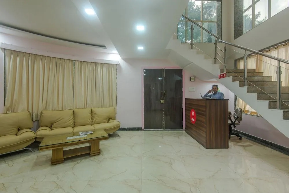 OYO 9635 Kharghar