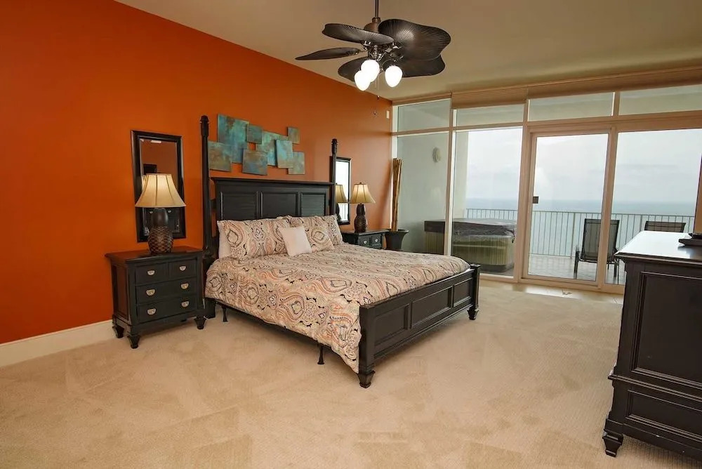 Turquoise Place C2504 3 Bedrooms 3.5 Bathrooms Condo